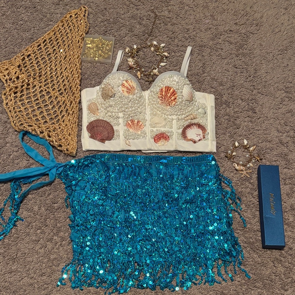 Mermaid Costume;shell top, sequin skirt, necklace/bracelet/hair accessories